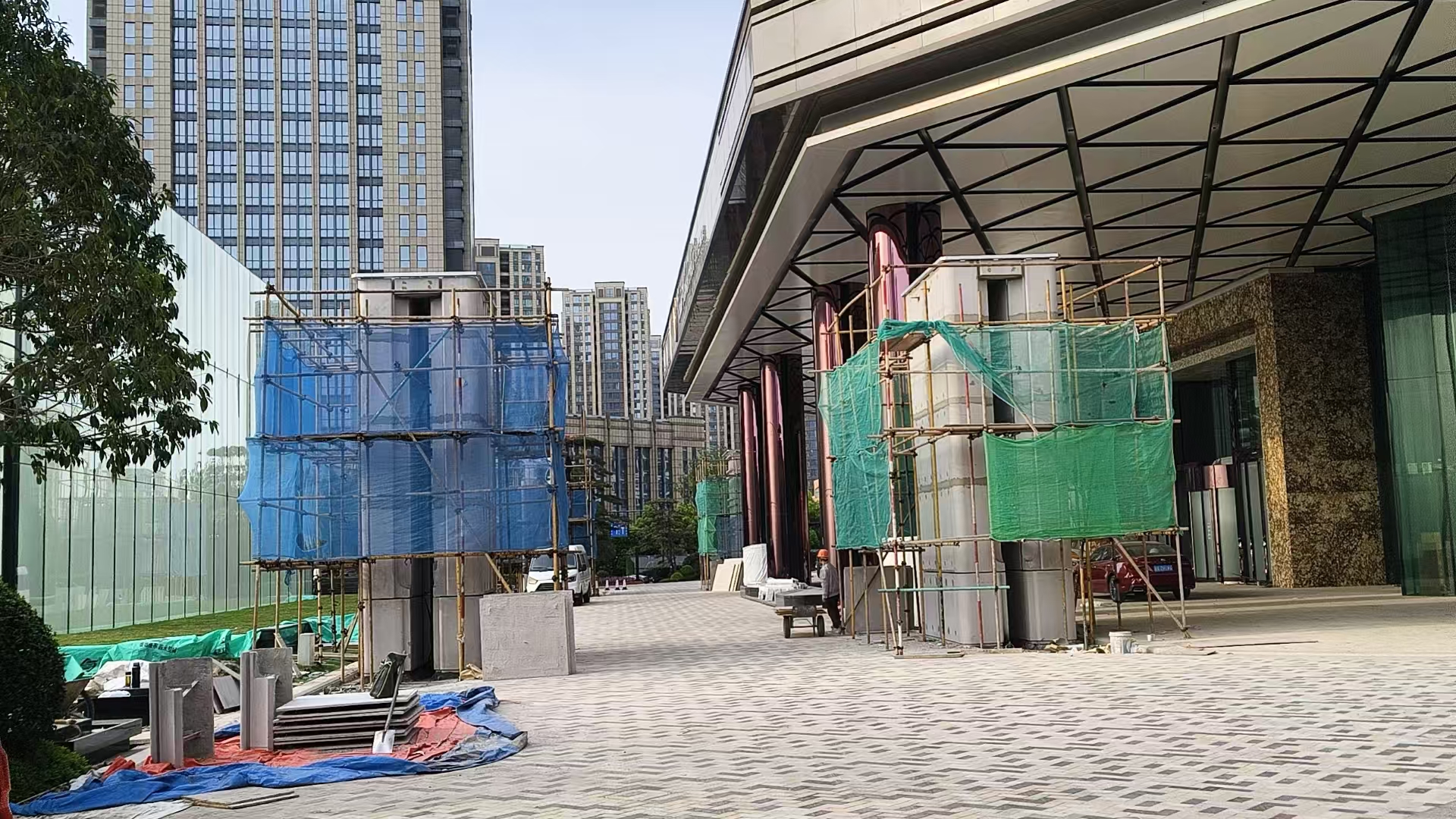 2025 年杭州新世界酒店 GRC 装饰柱